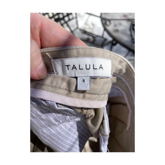 Talula Aritzia Starboard Sailor Anchor Button Front Shorts Cuffed Size 4 - Picture 4 of 6